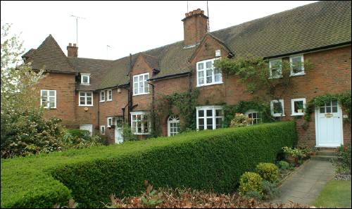 34-36 Hogarth Hill